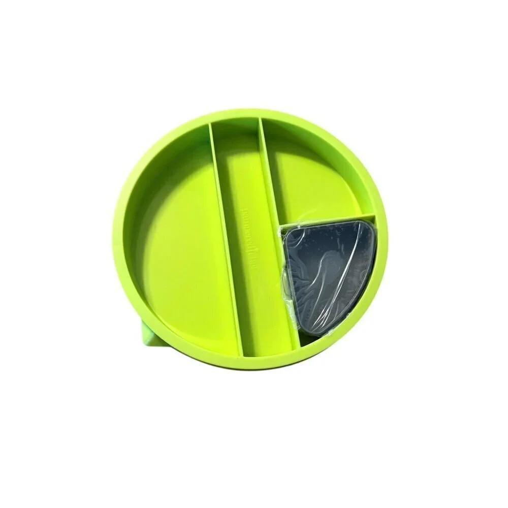 Pampered Chef  Salad Cutting Bowl Storage Bowl With Lid & Compartments Unused